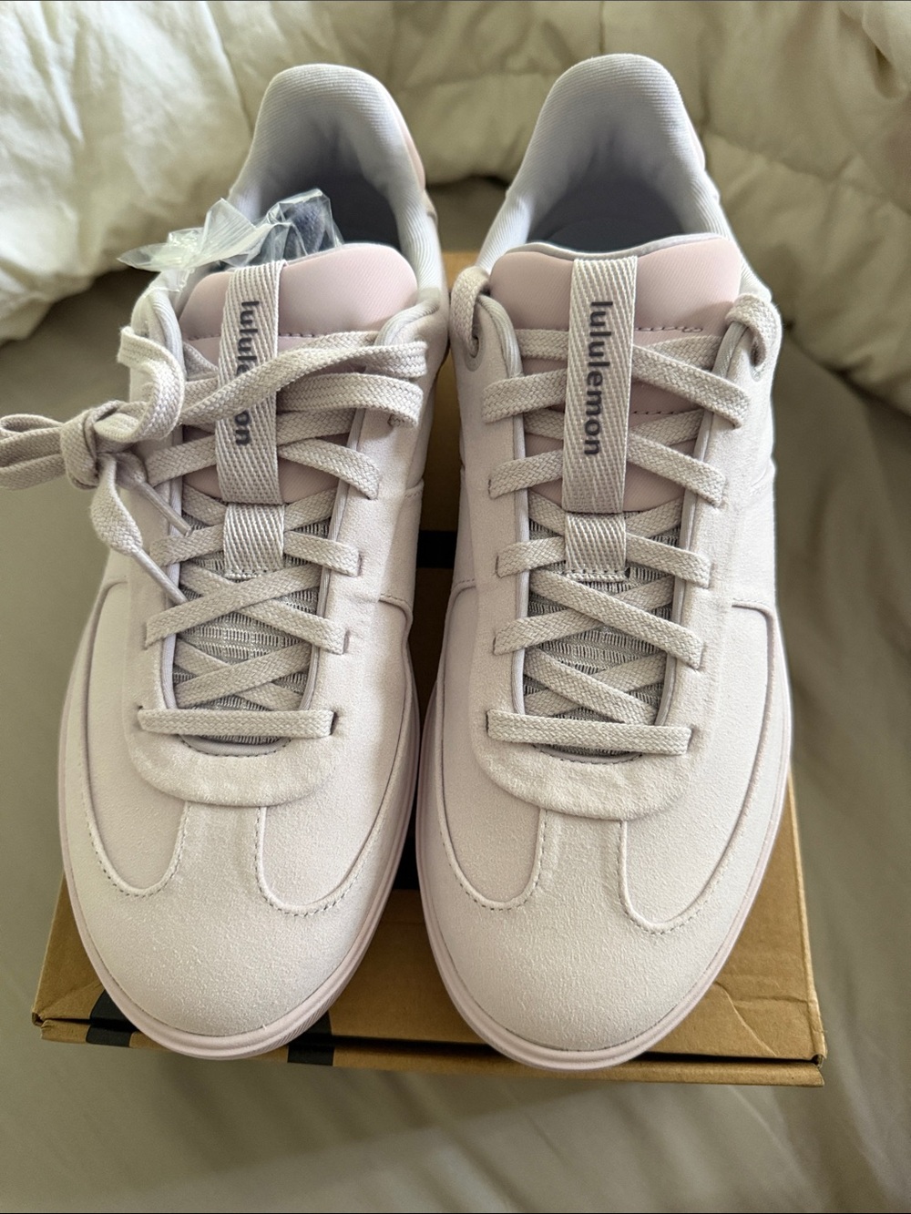 lululemon athletica Women’s Pale Pink Low-Top Sneakers cityverse - Picture 2 of 9